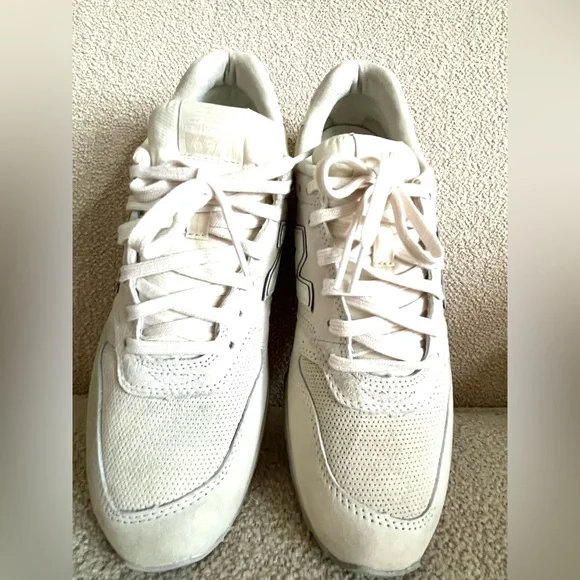 NEW BALANCE SNEAKERS - Picture 9 of 11